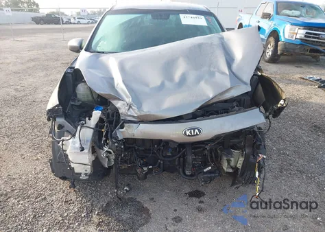 2017 Kia Sportage Lx z USA, uszkodzony, nr VIN KNDPM3AC3H7244788